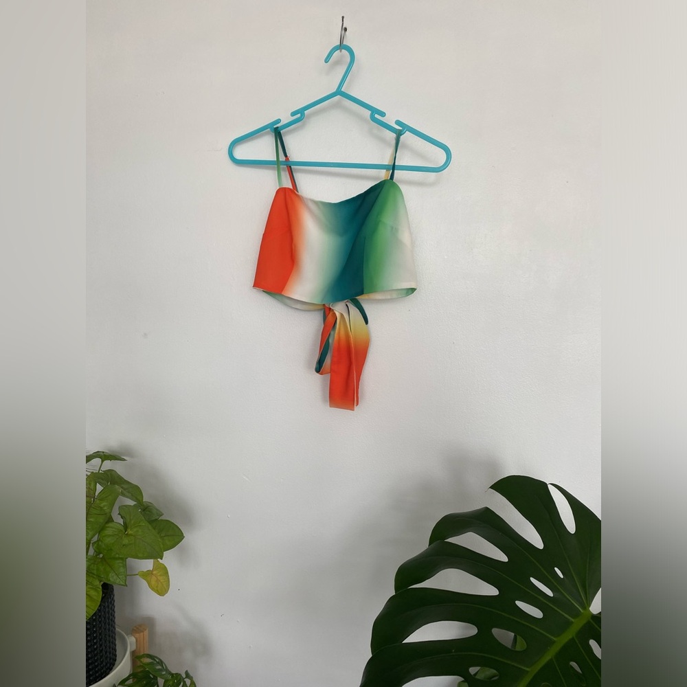 L'ATISTE Multicolor Ombre Tie-Front Crop Top - Green, Teal, Orange